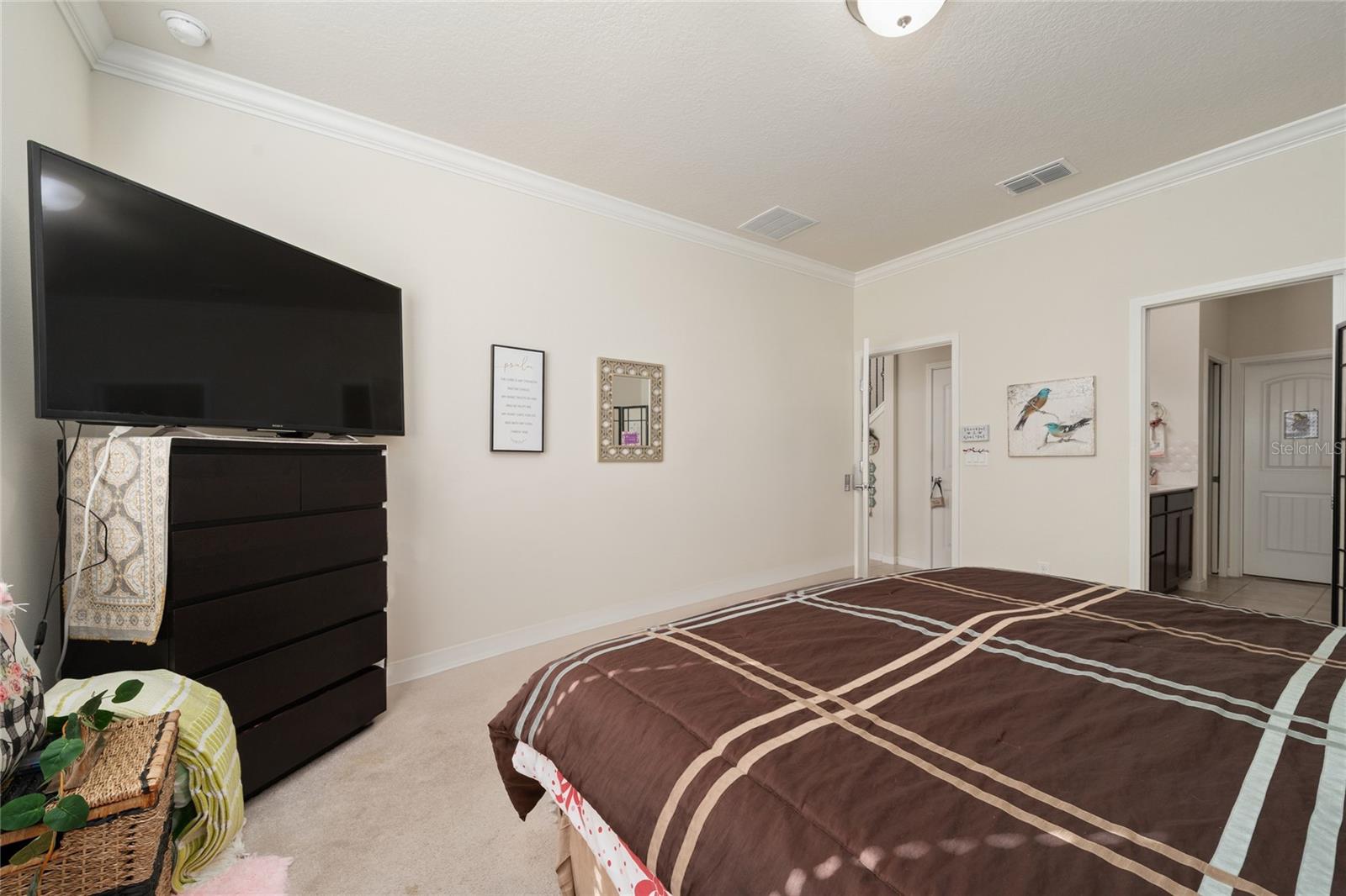 Image 19 of 33 For 9544 Brown Burrow Street