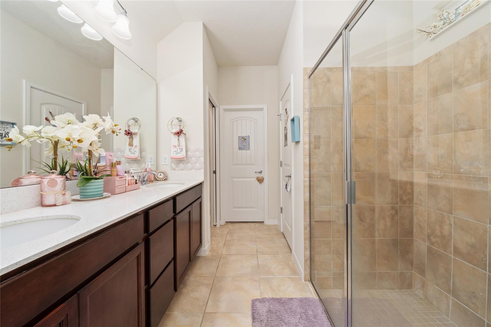 Image 20 of 33 For 9544 Brown Burrow Street