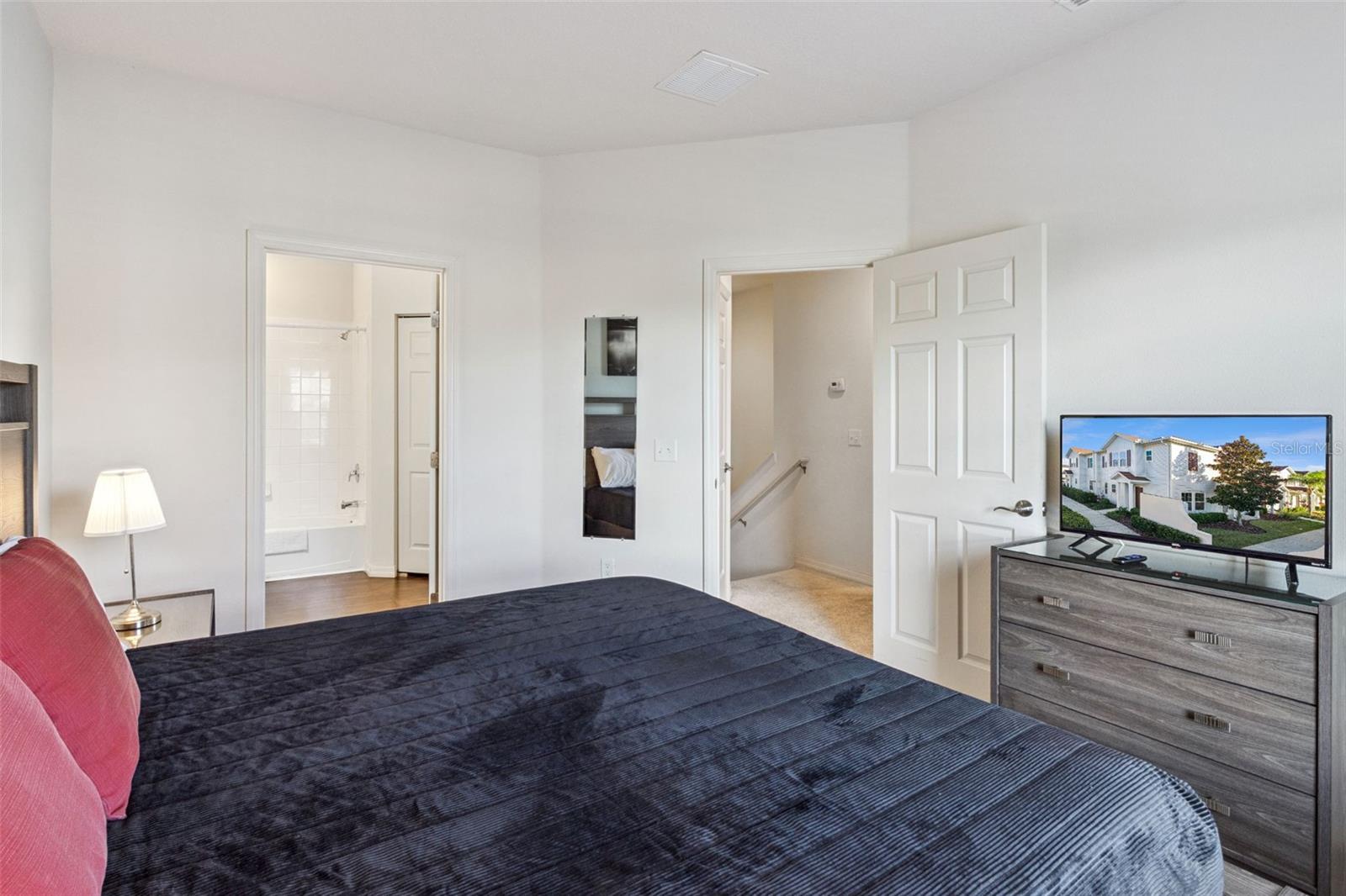 Image 19 of 51 For 3222 Cupid Place