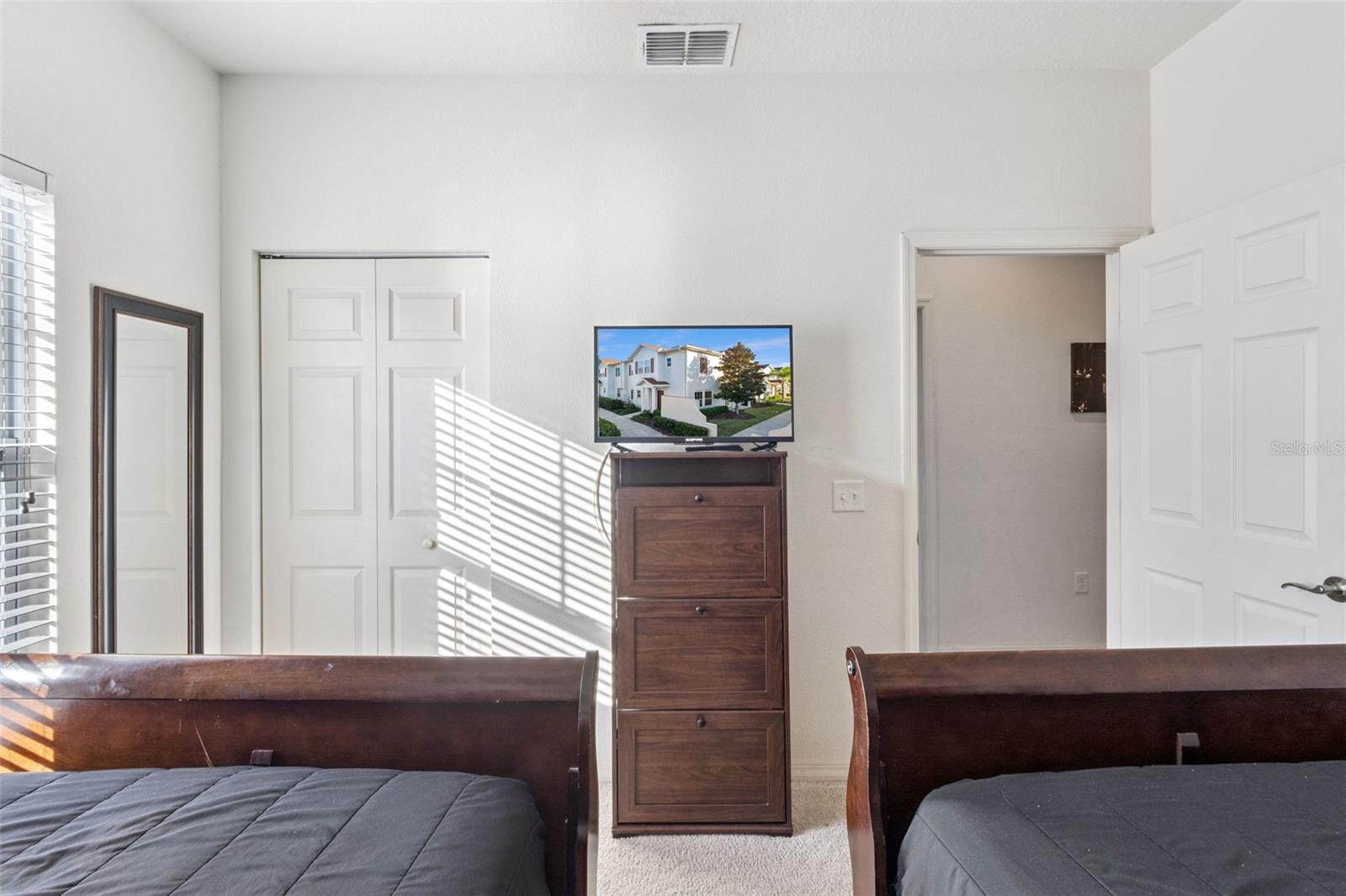 Image 21 of 51 For 3222 Cupid Place