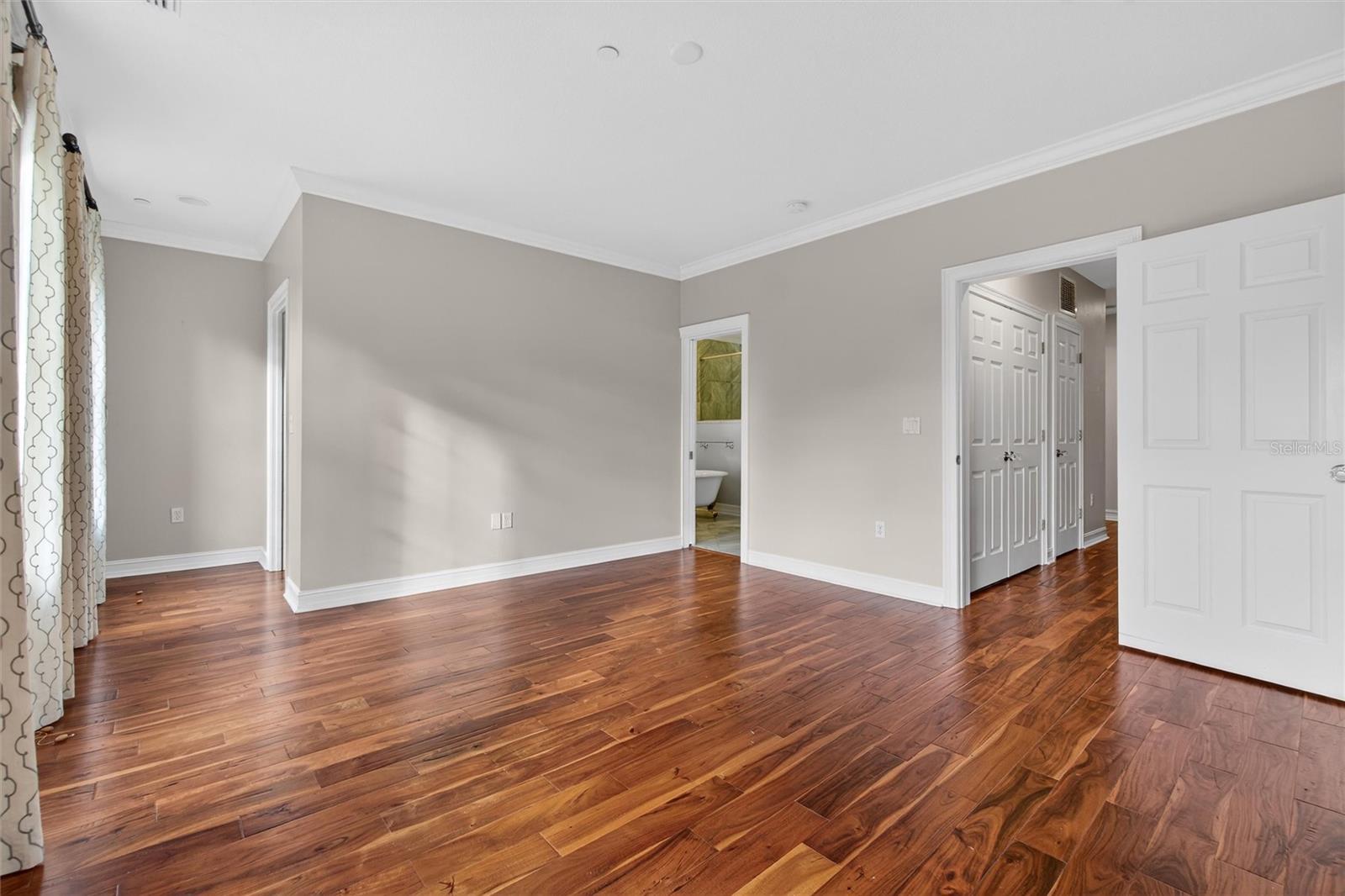 Image 22 of 68 For 1017 Indigo Drive