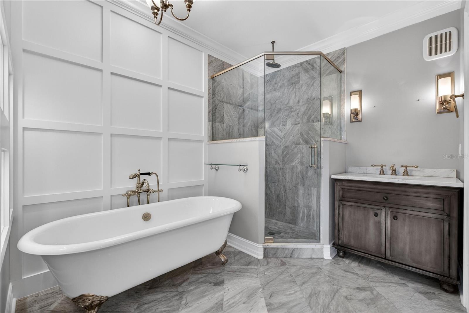 Image 24 of 68 For 1017 Indigo Drive