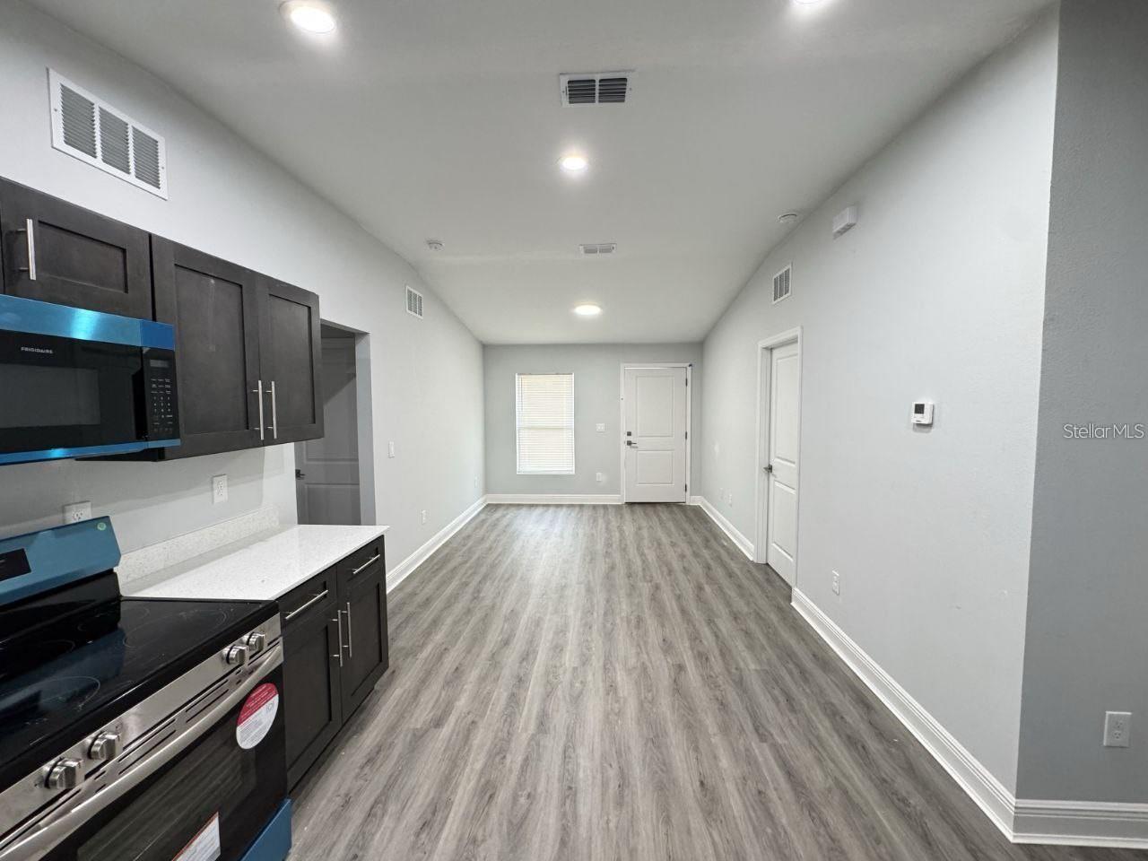 Image 4 of 12 For 804 Ware Avenue Ne