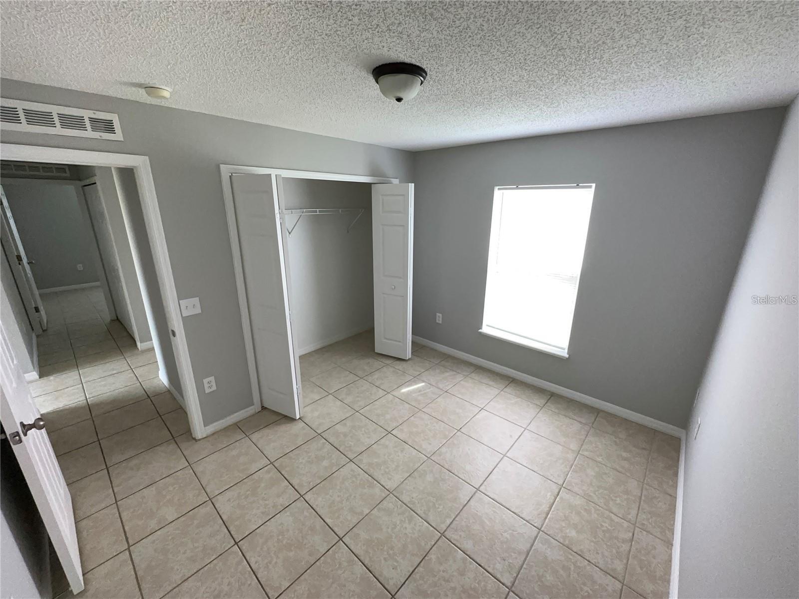 Image 24 of 28 For 723 Parrot Court