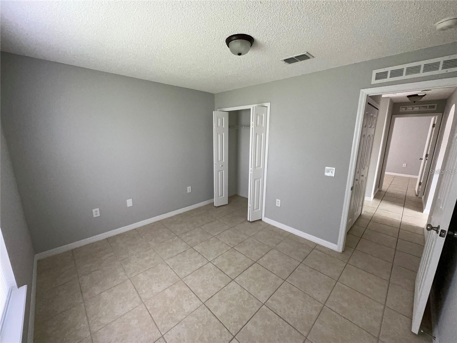 Image 26 of 28 For 723 Parrot Court