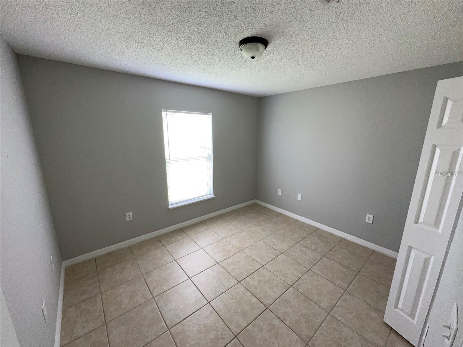 Image 27 of 28 For 723 Parrot Court