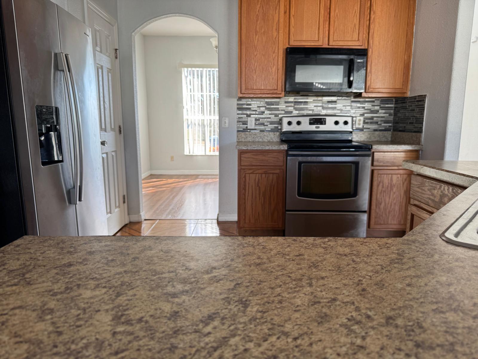 Image 6 of 18 For 6561 Crescent Loop