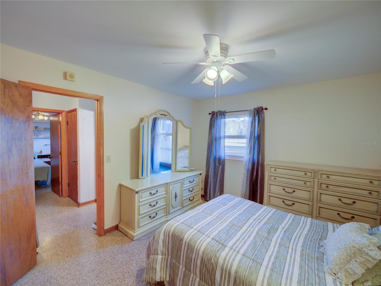 Image 19 of 79 For 7008 Hunt Road