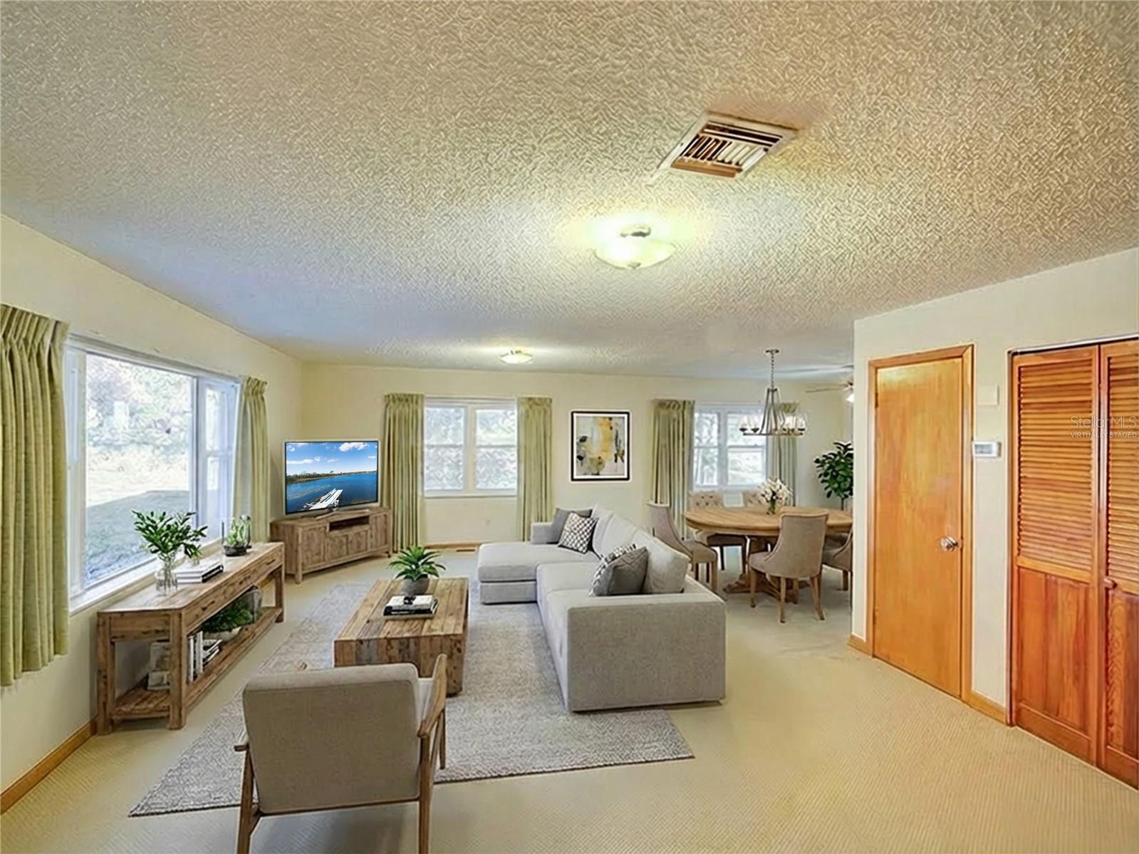 Image 7 of 79 For 7008 Hunt Road