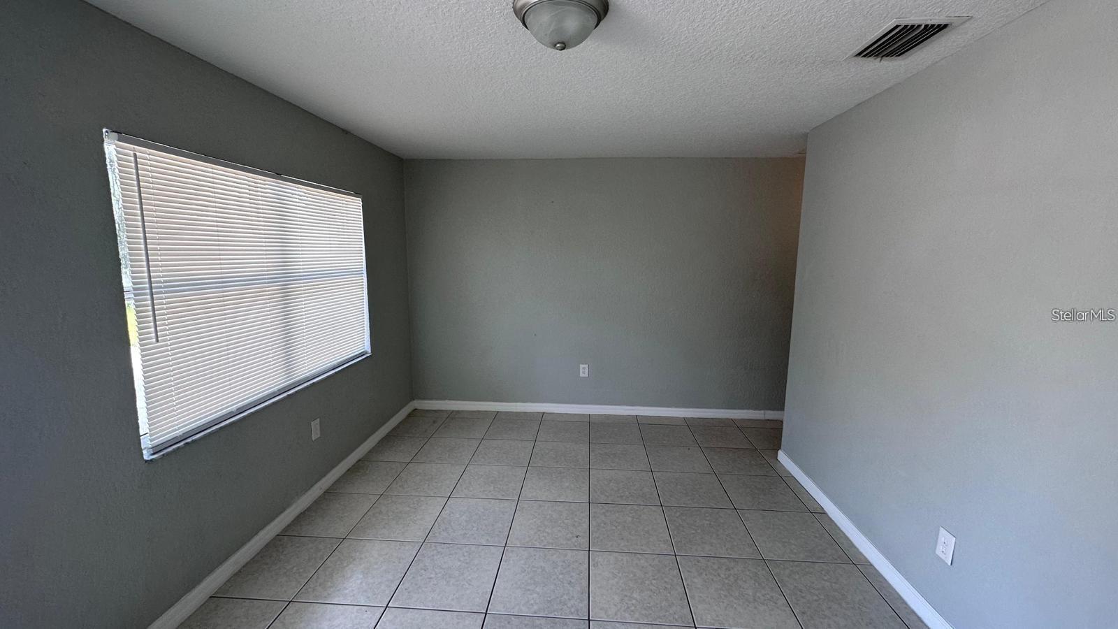 Image 6 of 8 For 104 Dr Martin Luther King Jr Avenue 2