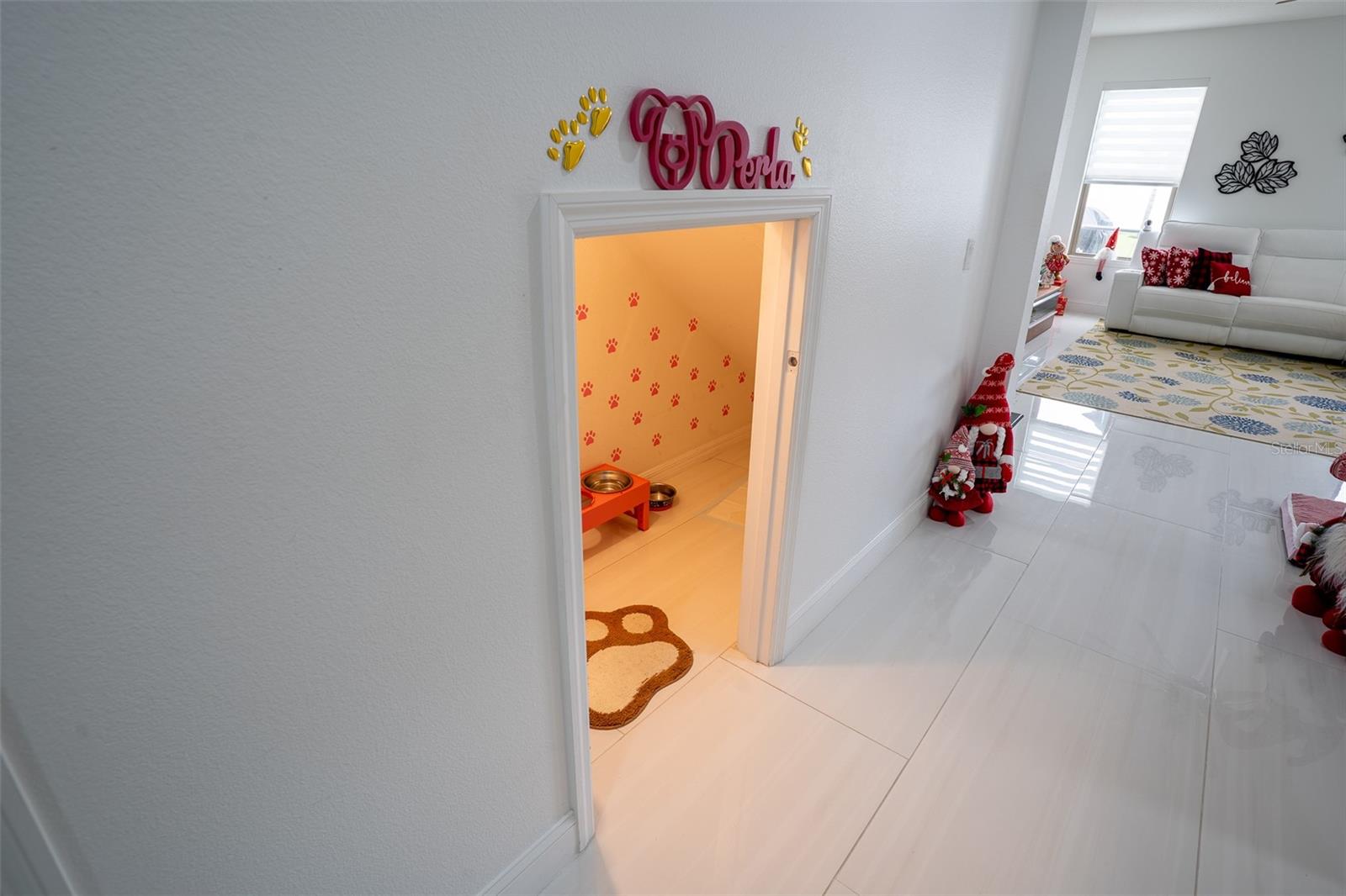 Image 32 of 63 For 9860 Aurea Moss Lane