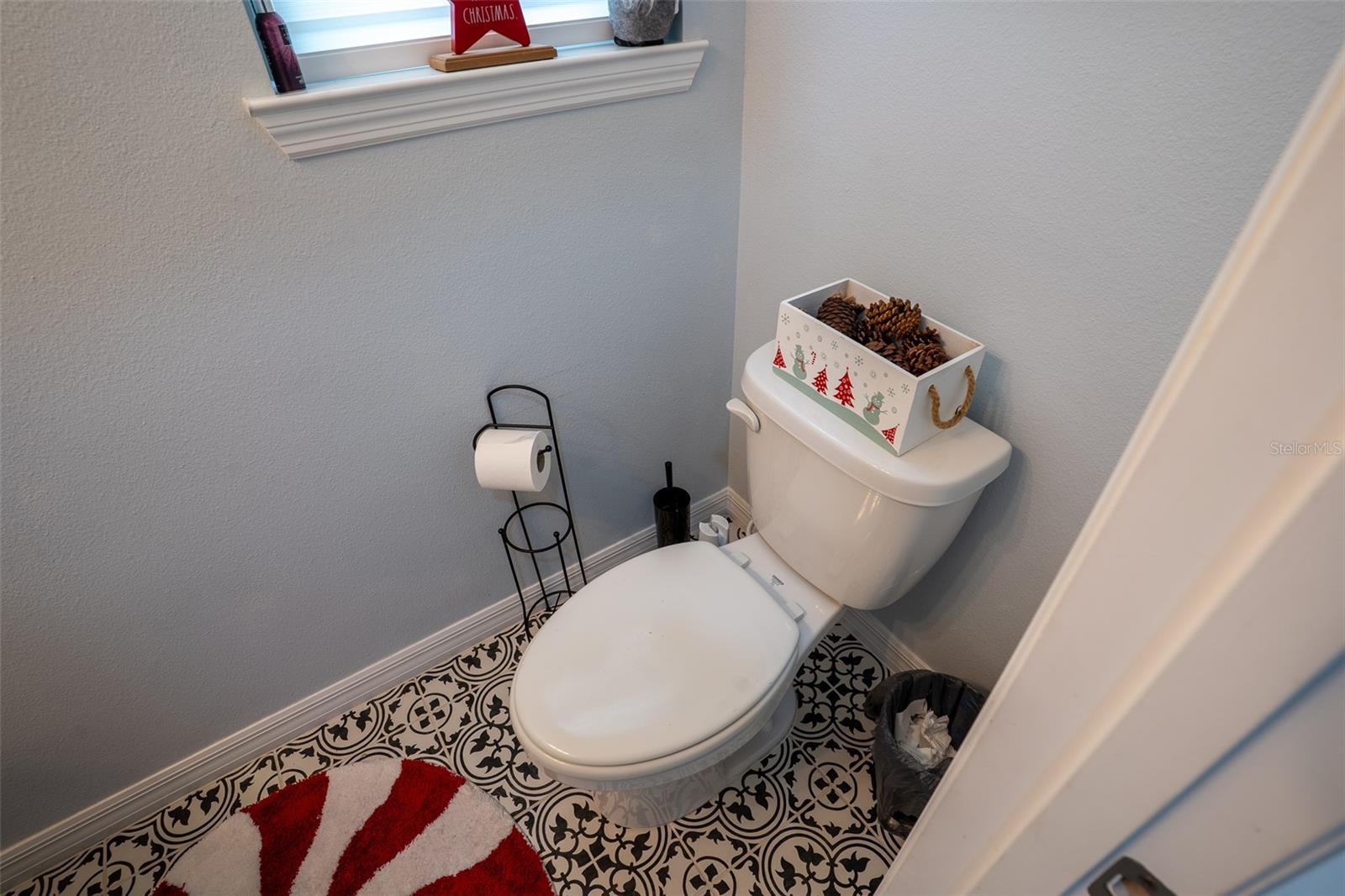 Image 34 of 63 For 9860 Aurea Moss Lane