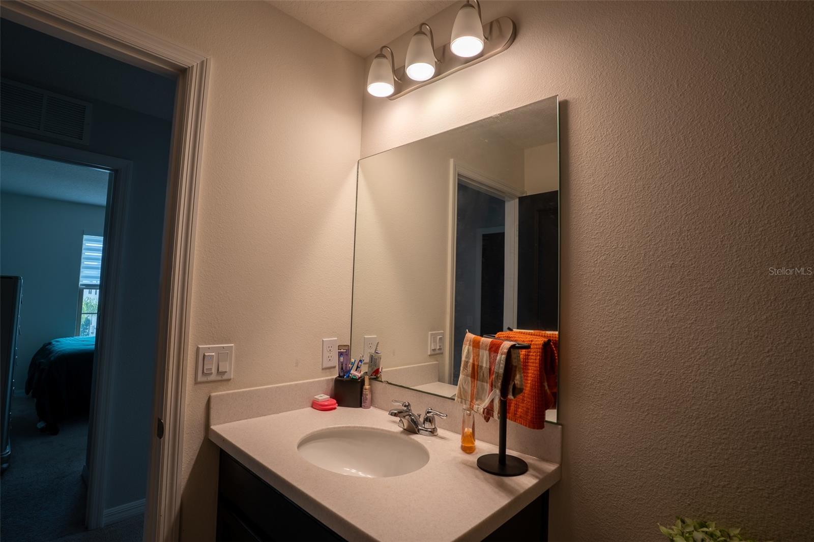 Image 45 of 63 For 9860 Aurea Moss Lane