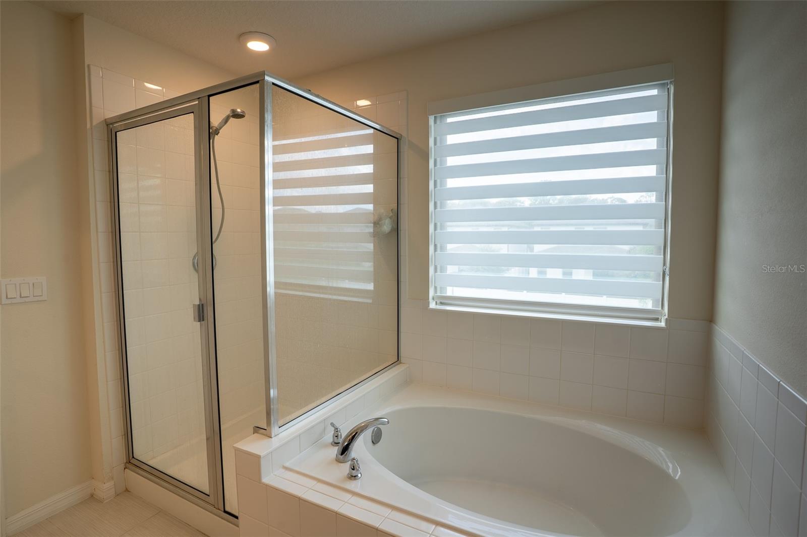 Image 53 of 63 For 9860 Aurea Moss Lane