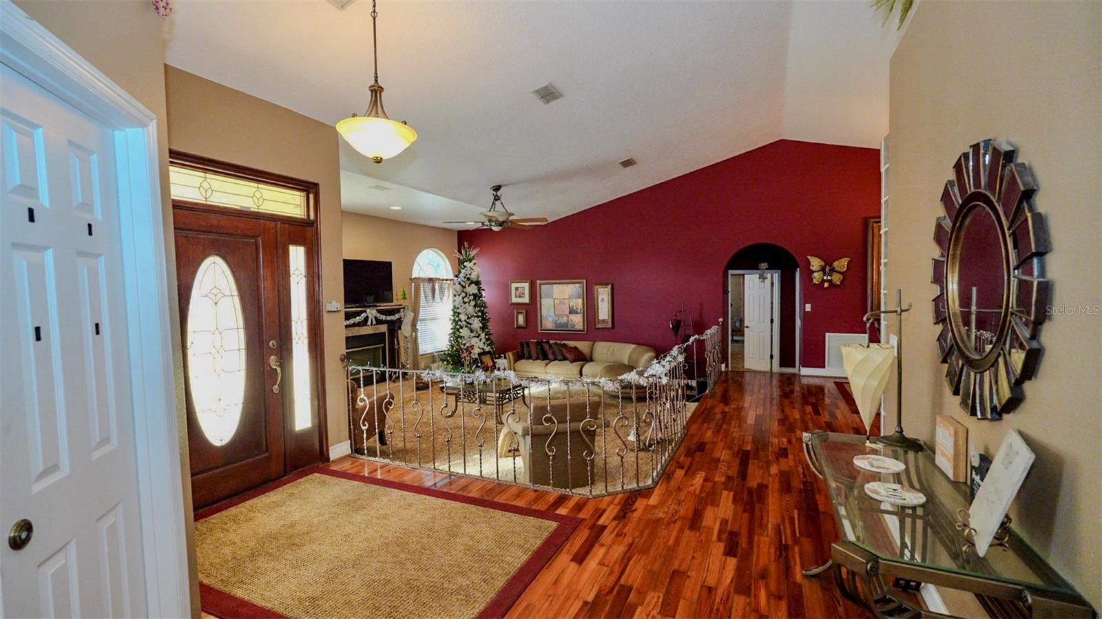 Image 10 of 47 For 14117 Boggy Creek Road