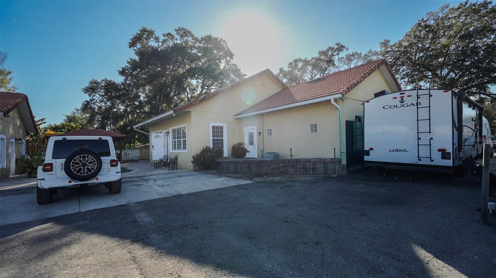 Image 46 of 47 For 14117 Boggy Creek Road