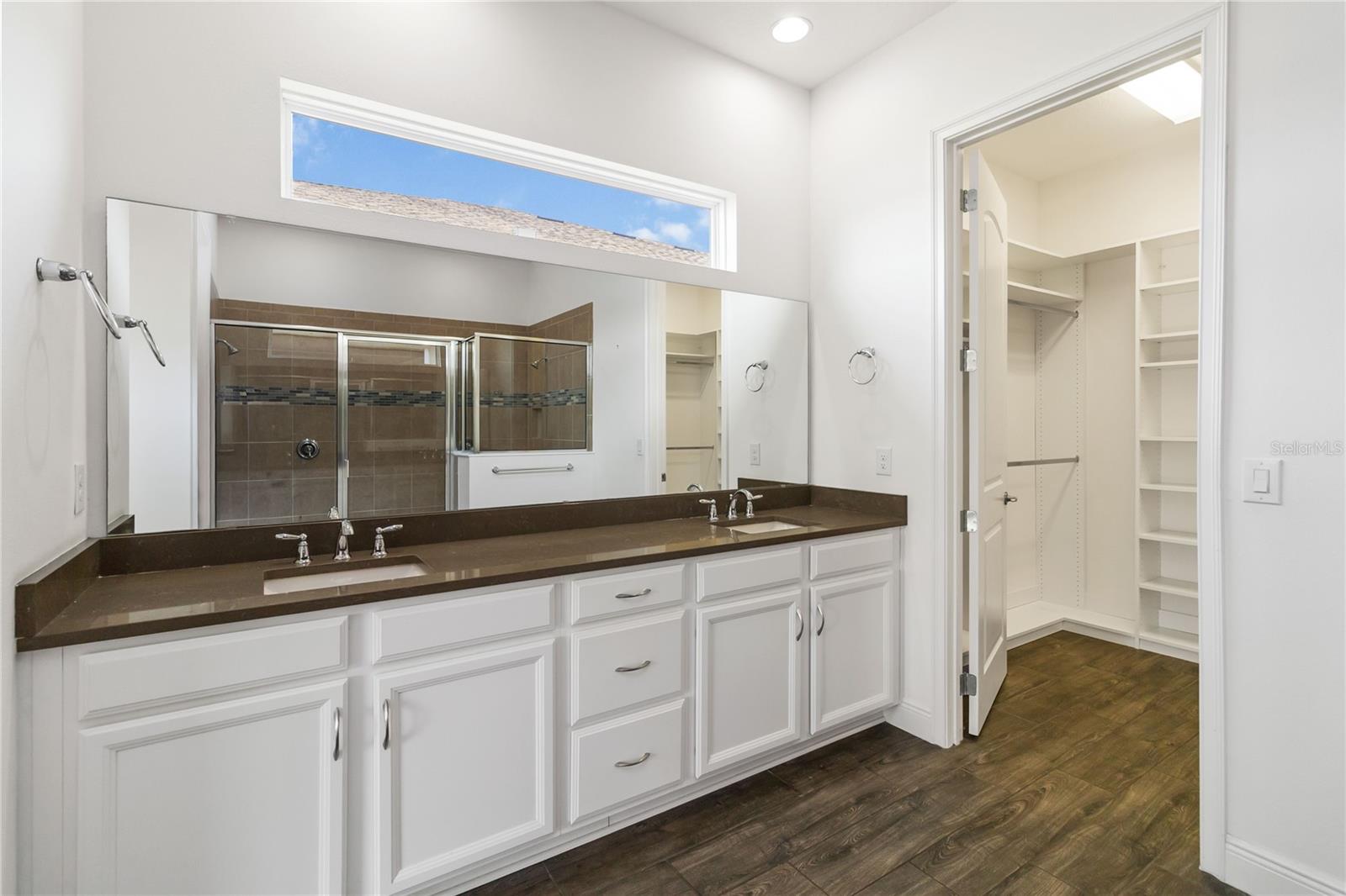 Image 15 of 32 For 2709 Greenlands Street