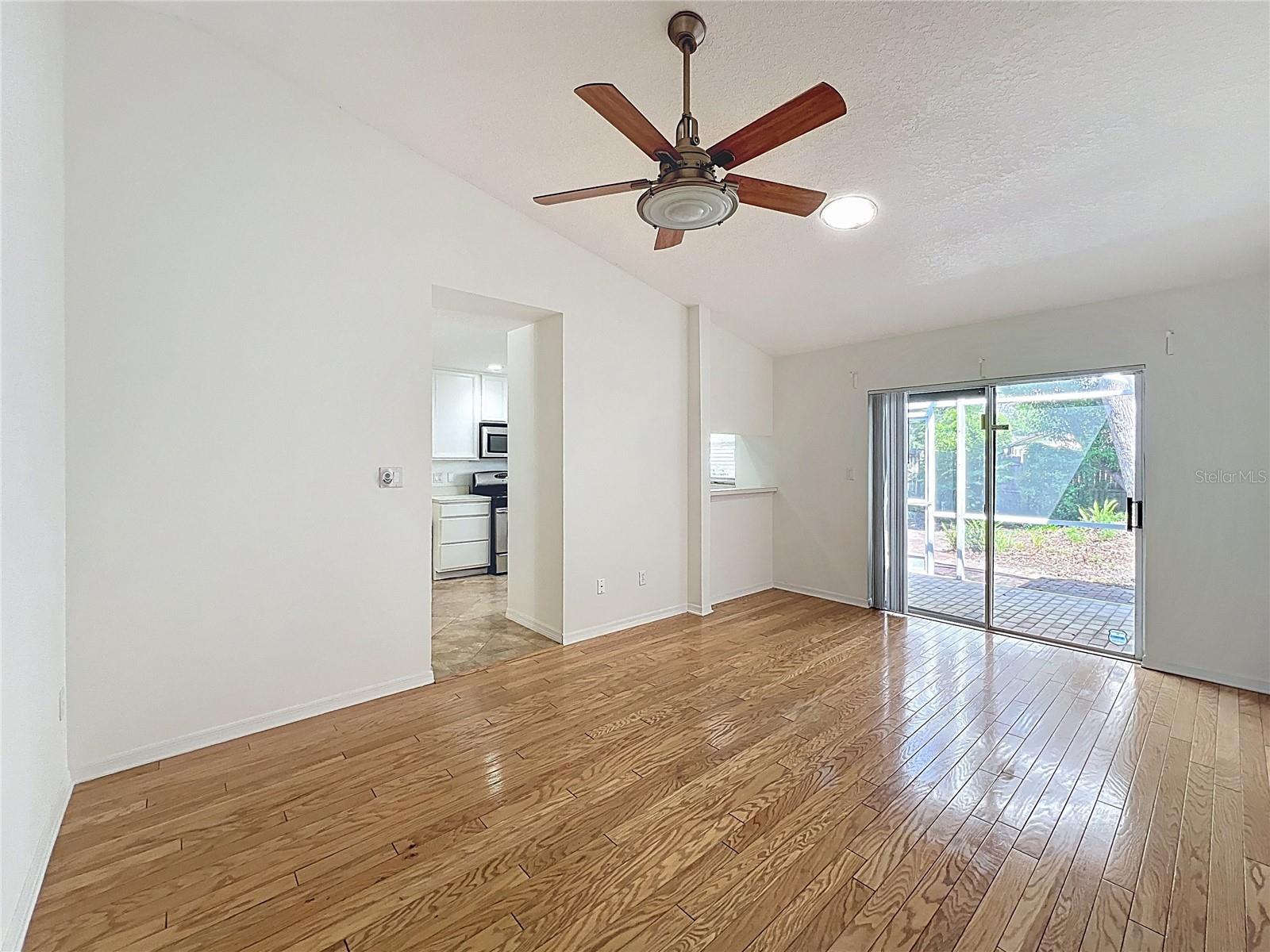 Image 11 of 32 For 8029 Gillette Court