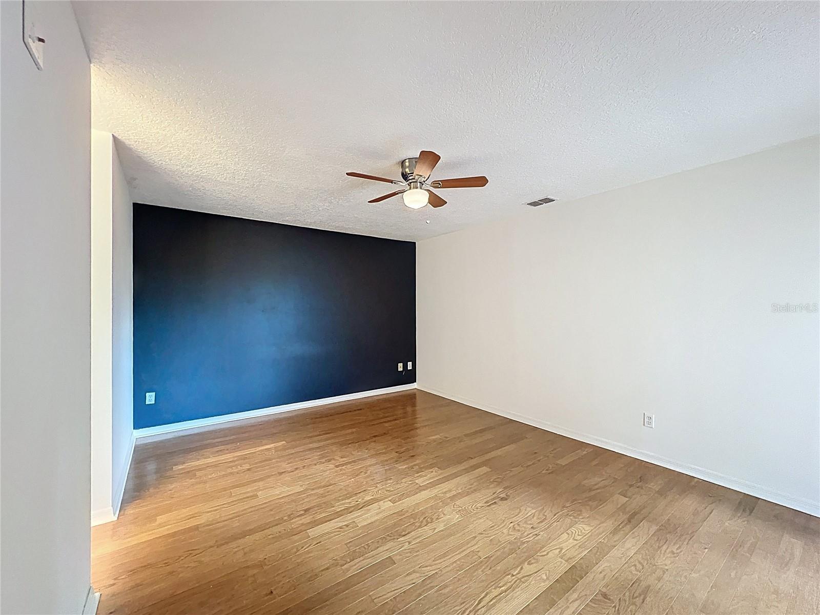 Image 14 of 32 For 8029 Gillette Court