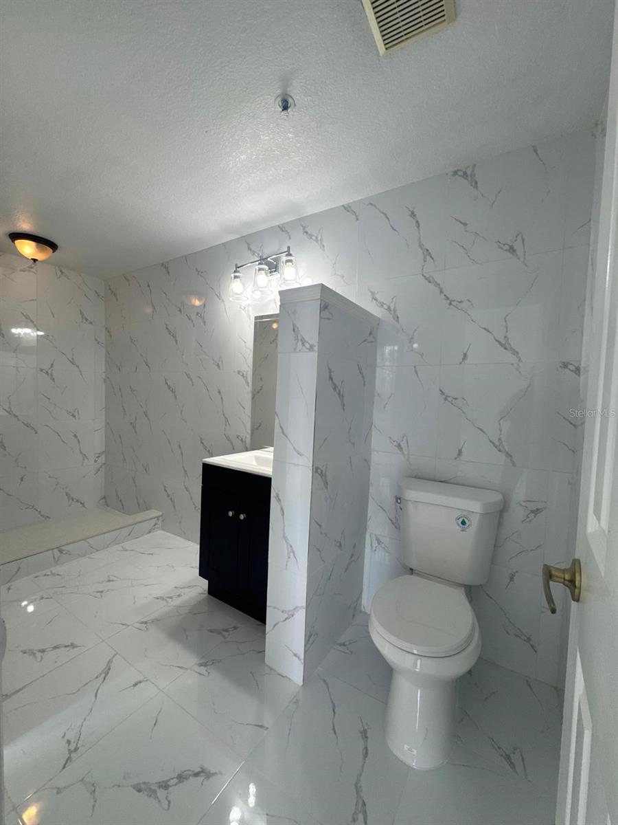 Image 8 of 12 For 3702 Palm Desert Lane 5423