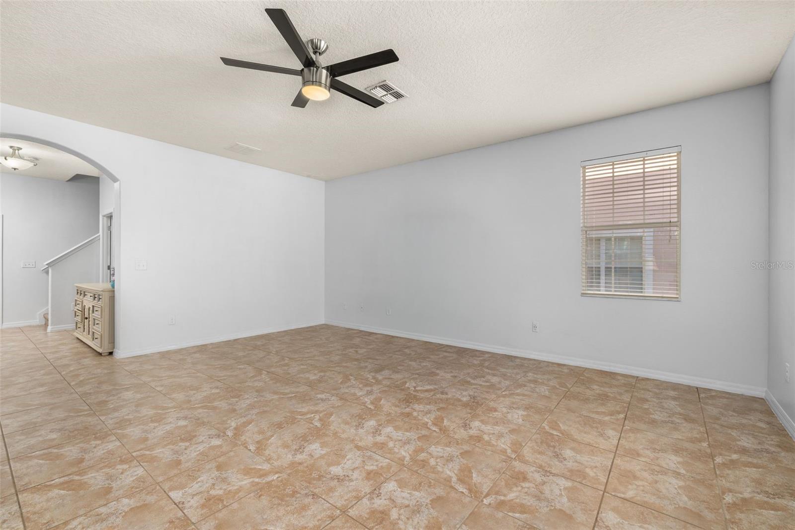 Image 15 of 81 For 6829 Sundrop Street