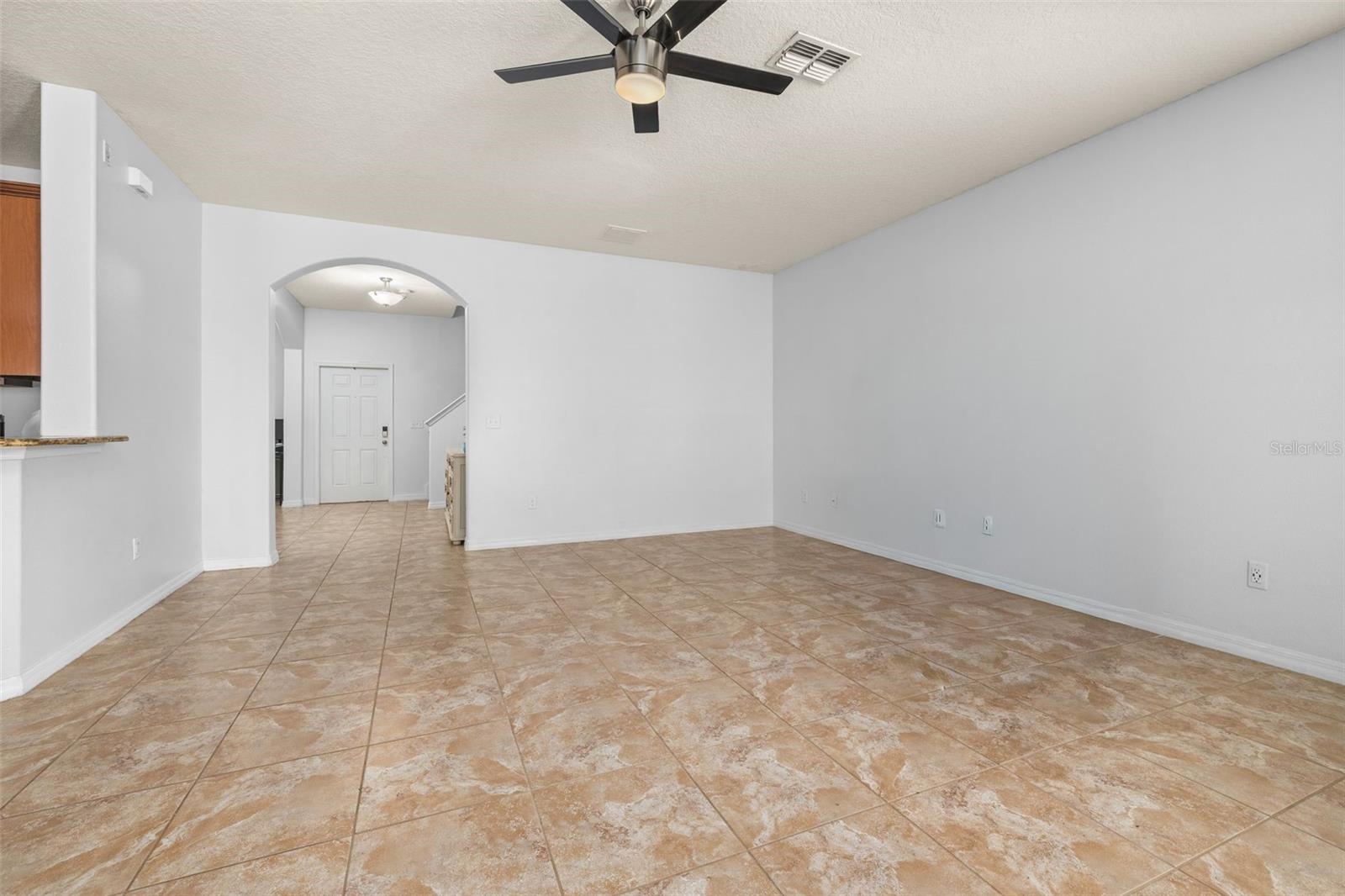 Image 19 of 81 For 6829 Sundrop Street