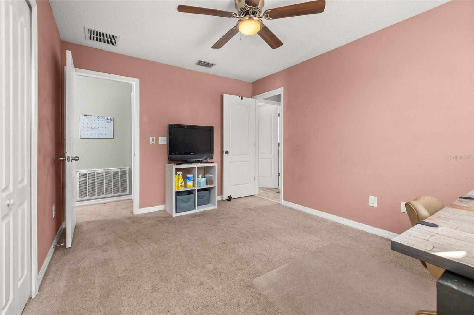 Image 33 of 81 For 6829 Sundrop Street