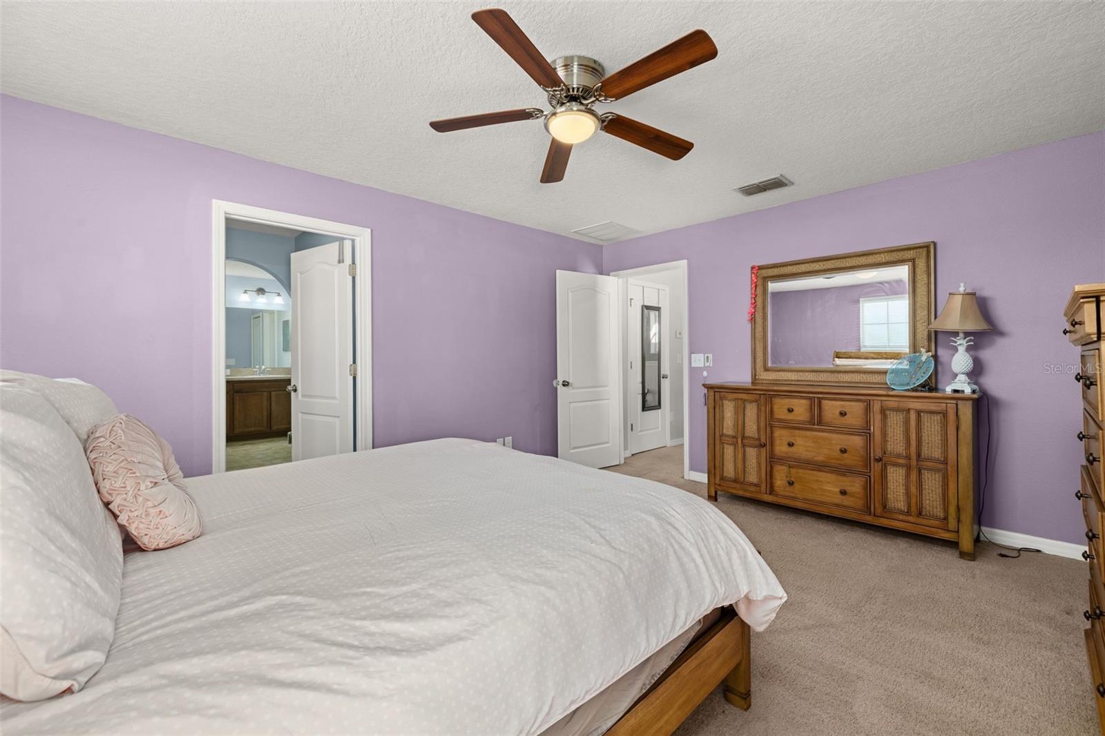 Image 40 of 81 For 6829 Sundrop Street