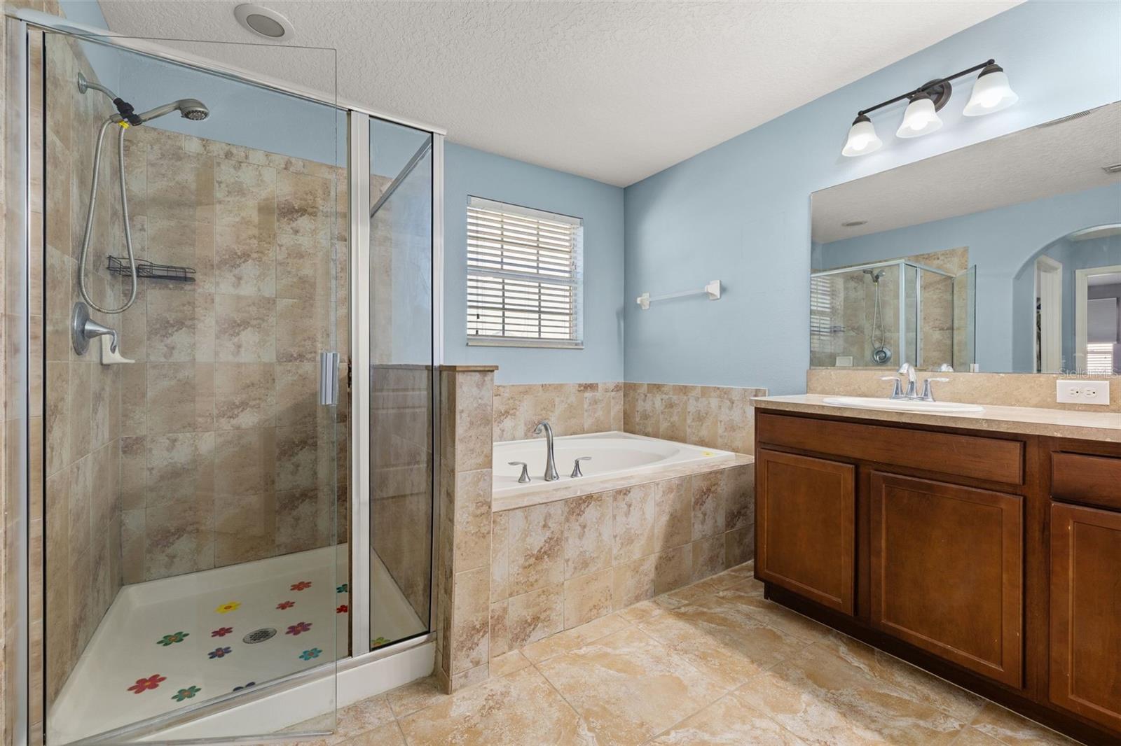 Image 42 of 81 For 6829 Sundrop Street