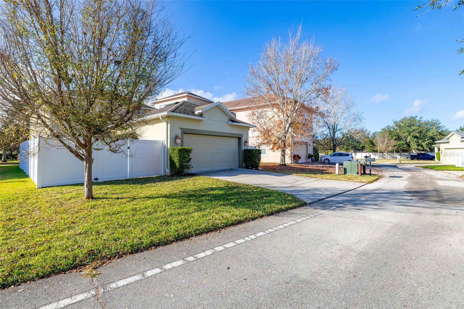 Image 52 of 81 For 6829 Sundrop Street