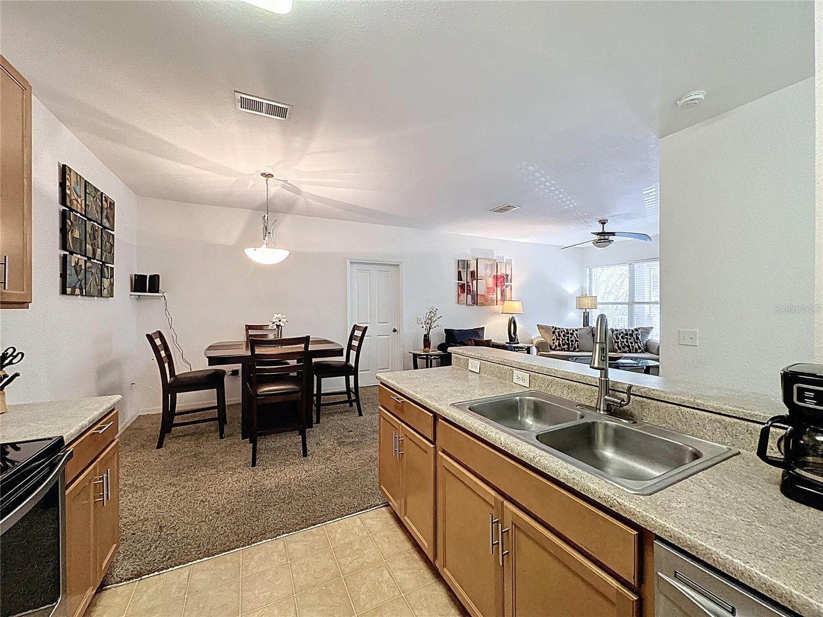 Image 5 of 61 For 4012 Hemingway Circle 4012