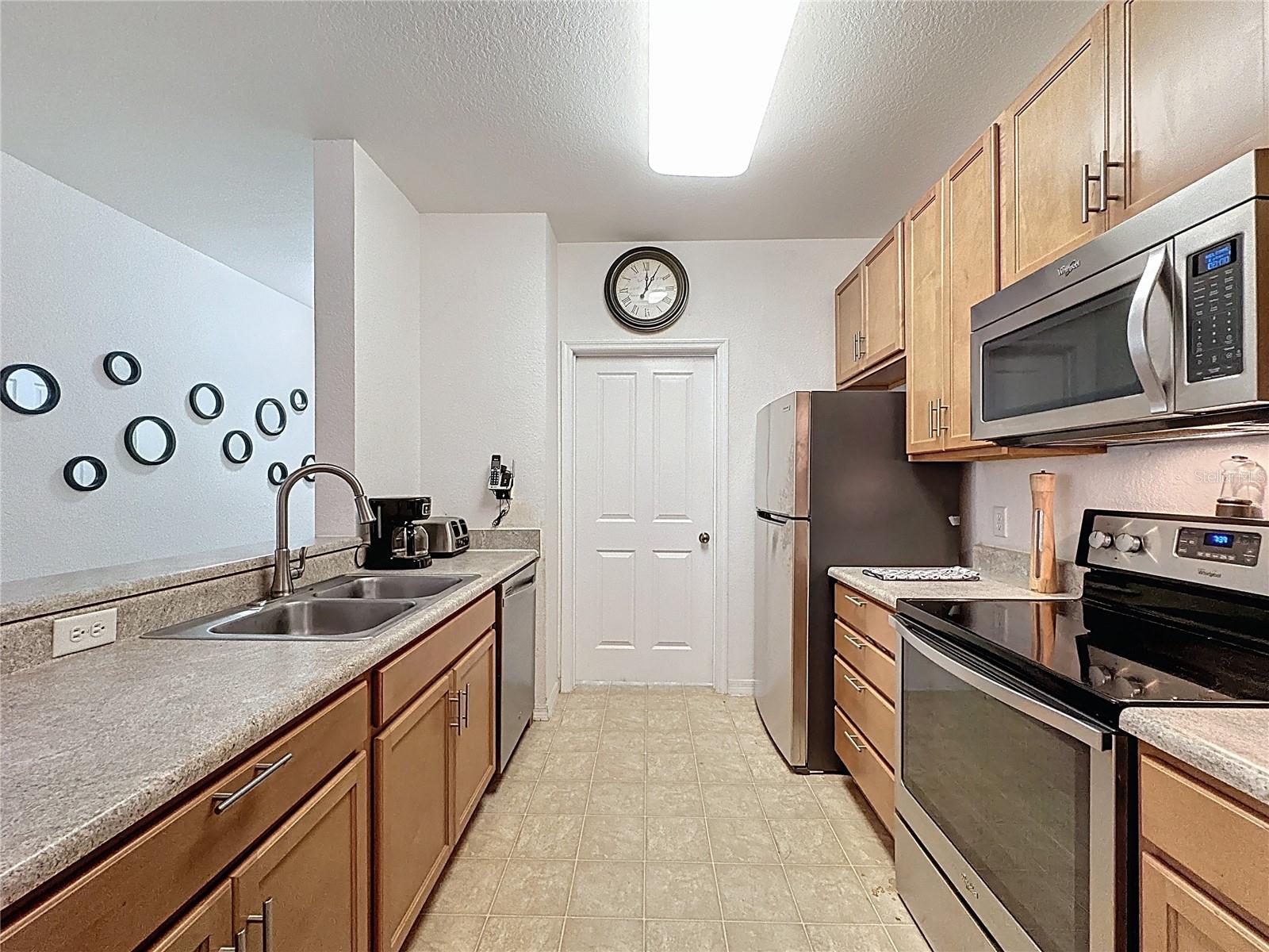 Image 8 of 61 For 4012 Hemingway Circle 4012