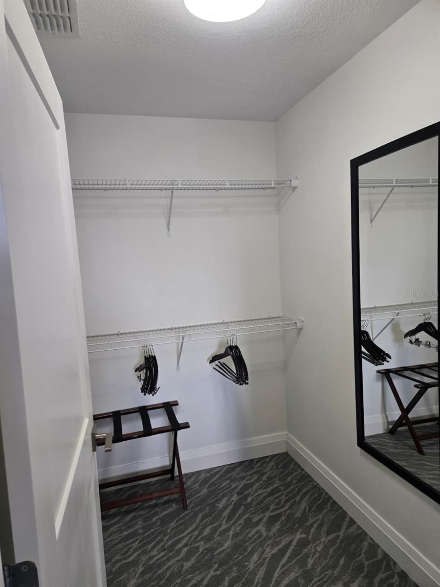 Image 7 of 23 For 14501 Grove Resort Avenue 3424