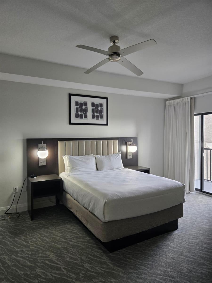 Image 8 of 23 For 14501 Grove Resort Avenue 3424