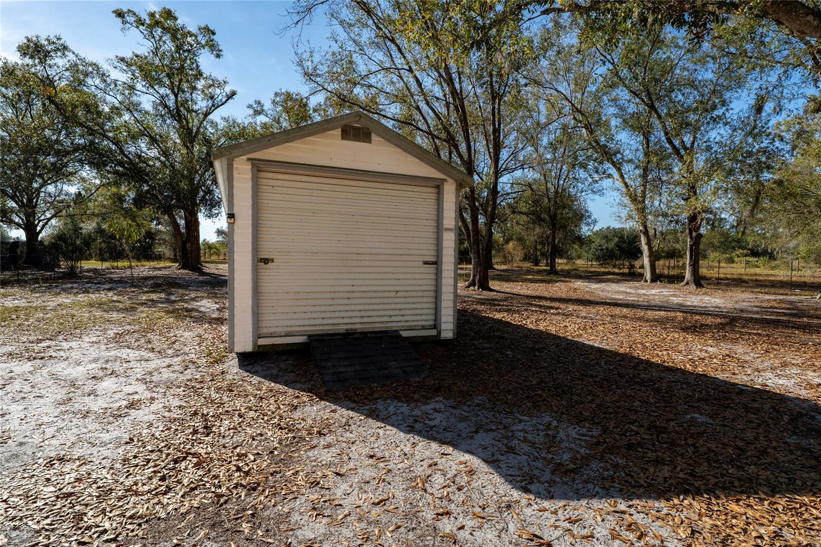 Image 13 of 63 For 915 Keen Road 915