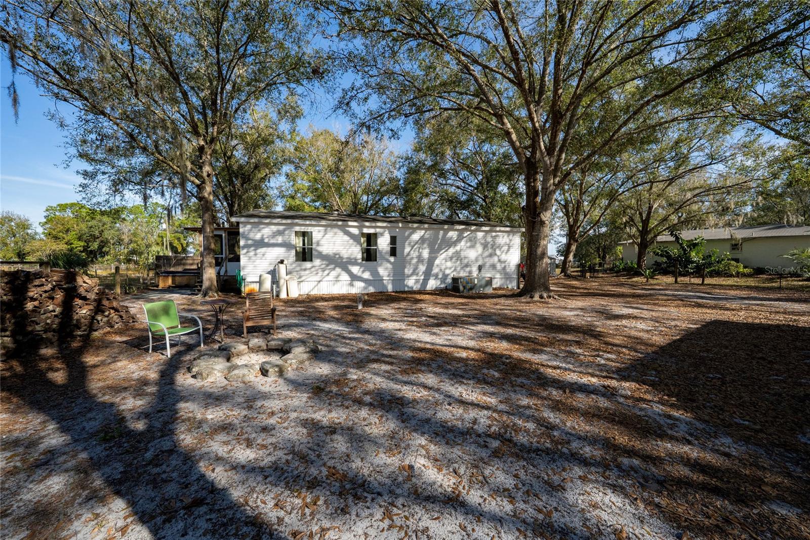 Image 4 of 63 For 915 Keen Road 915