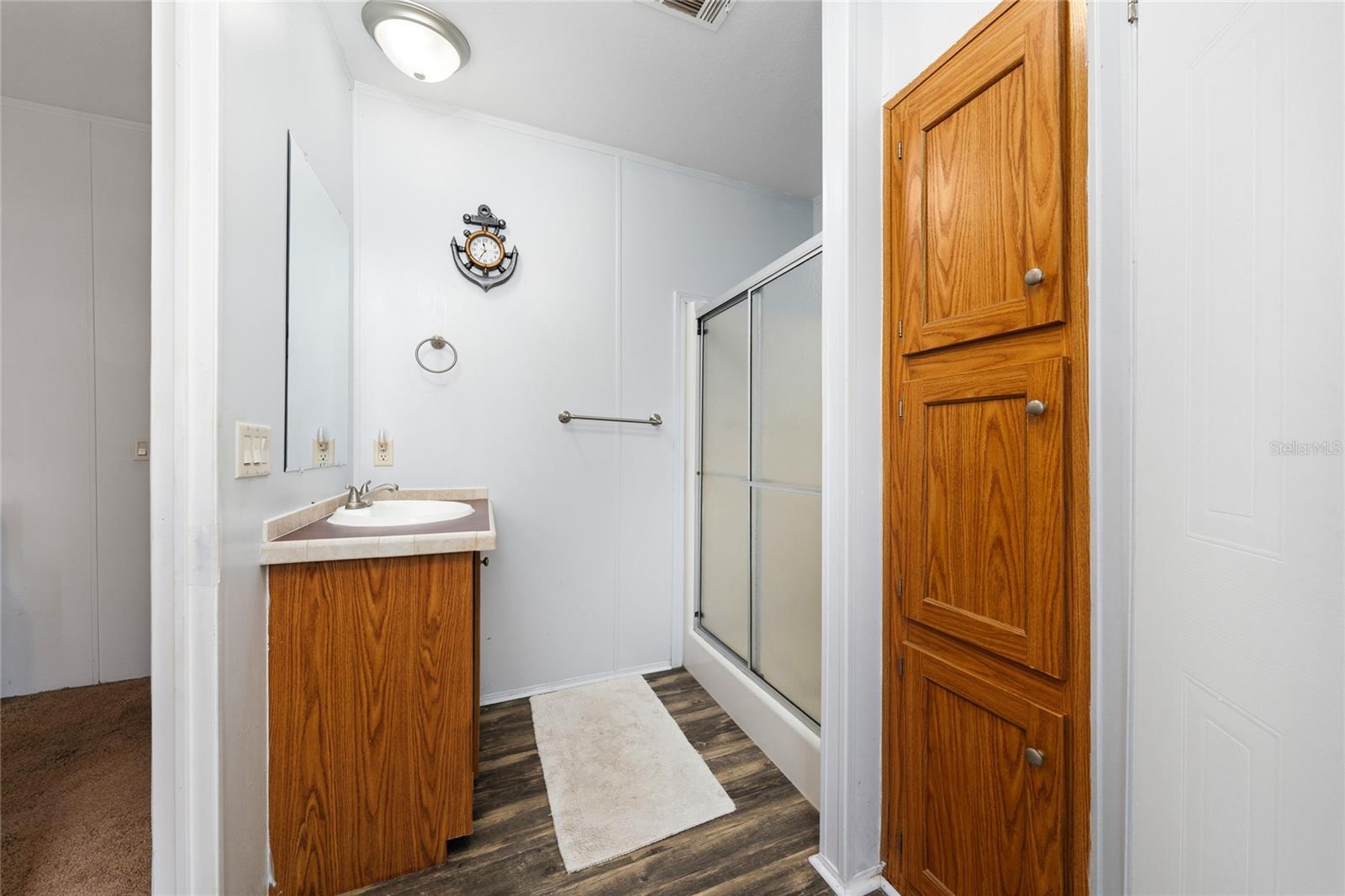 Image 56 of 63 For 915 Keen Road 915