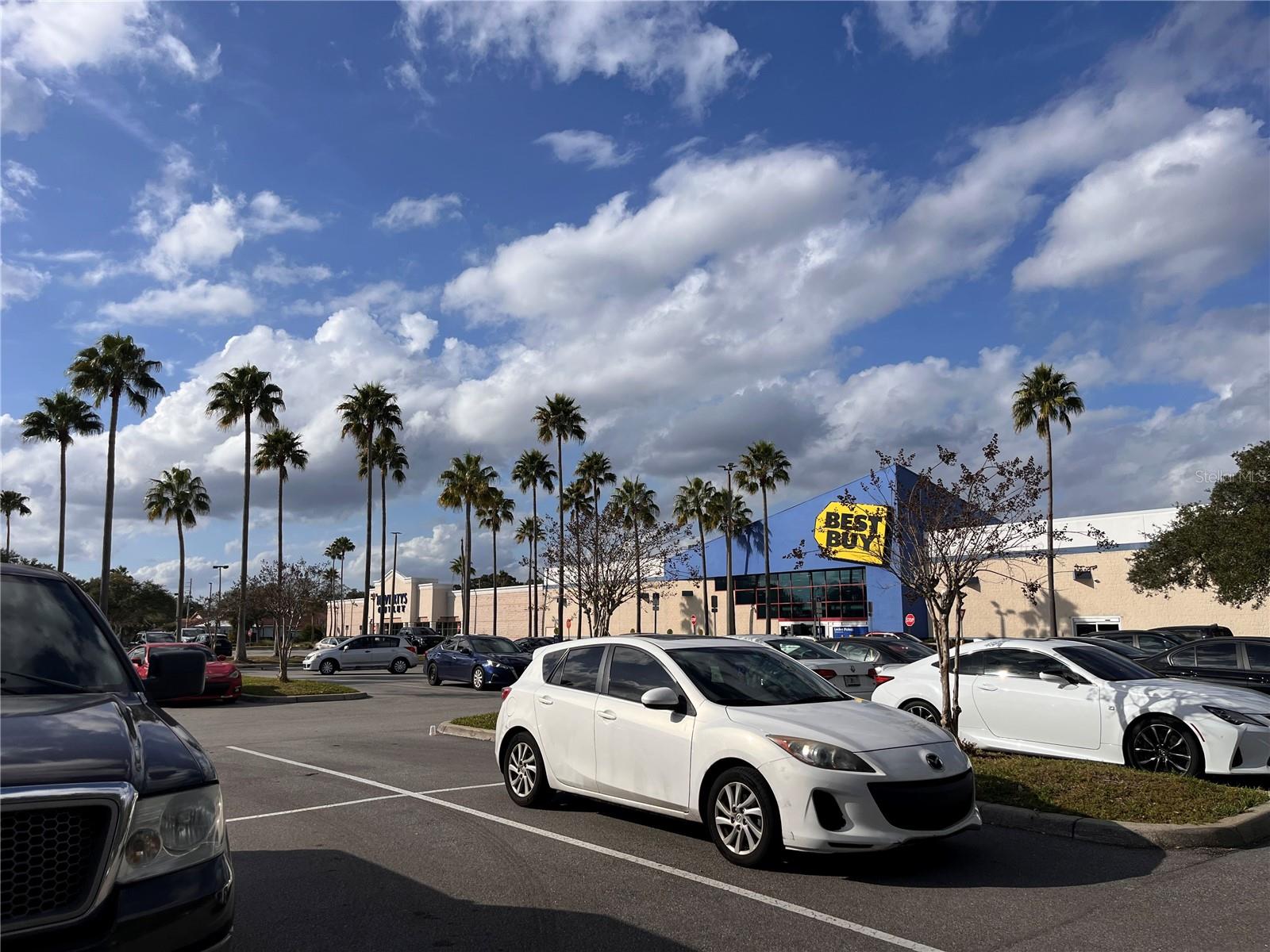 Image 18 of 22 For 4749 Hargrave Street