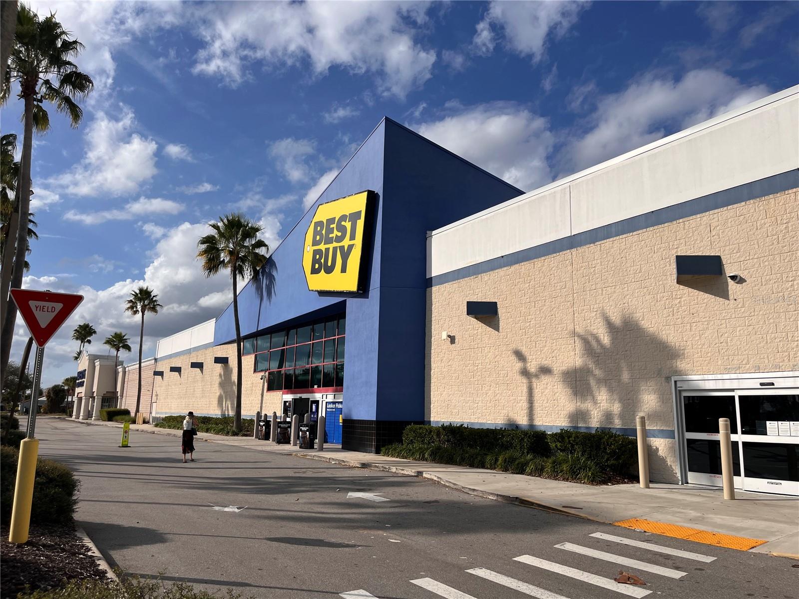 Image 22 of 22 For 4749 Hargrave Street