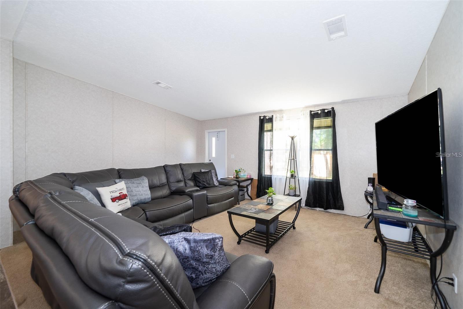 Image 8 of 18 For 1621 Tangerine Street