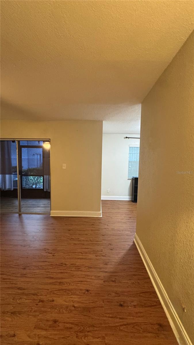 Image 12 of 25 For 205 Lewfield Circle 205