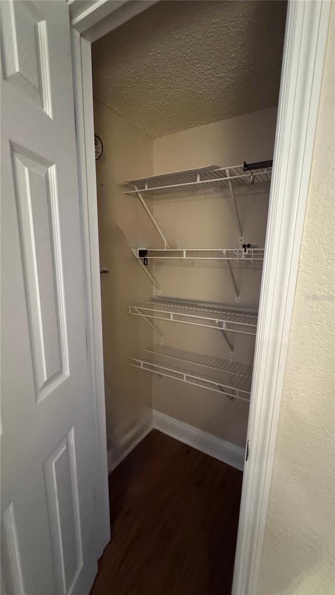 Image 20 of 25 For 205 Lewfield Circle 205