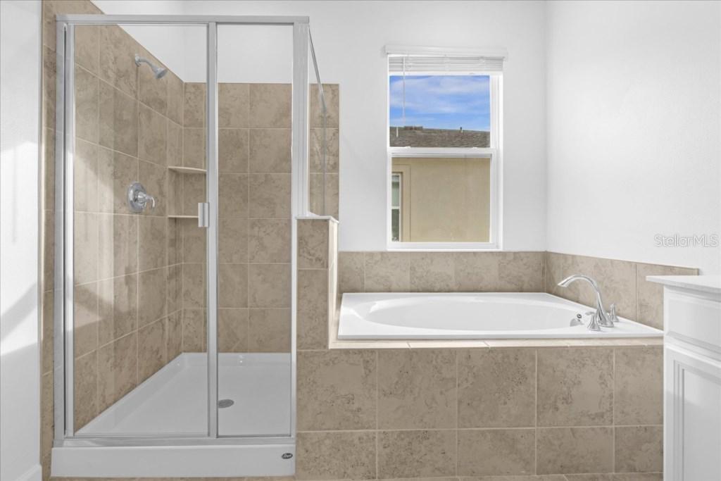 Image 18 of 31 For 8899 Cabot Cliffs Drive 104