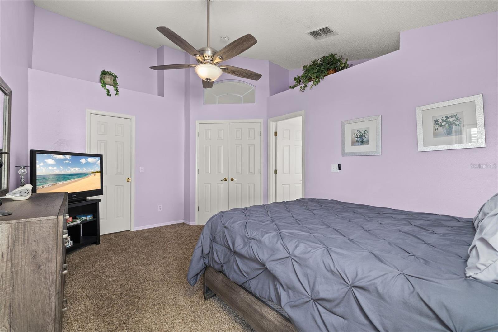 Image 17 of 42 For 170 Cedarpark Lane