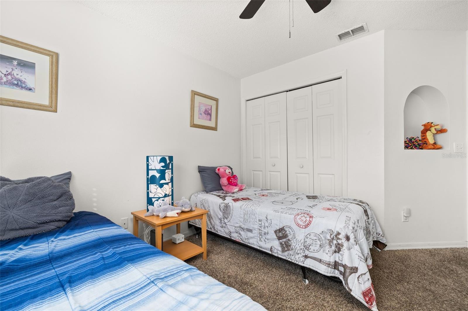 Image 22 of 42 For 170 Cedarpark Lane