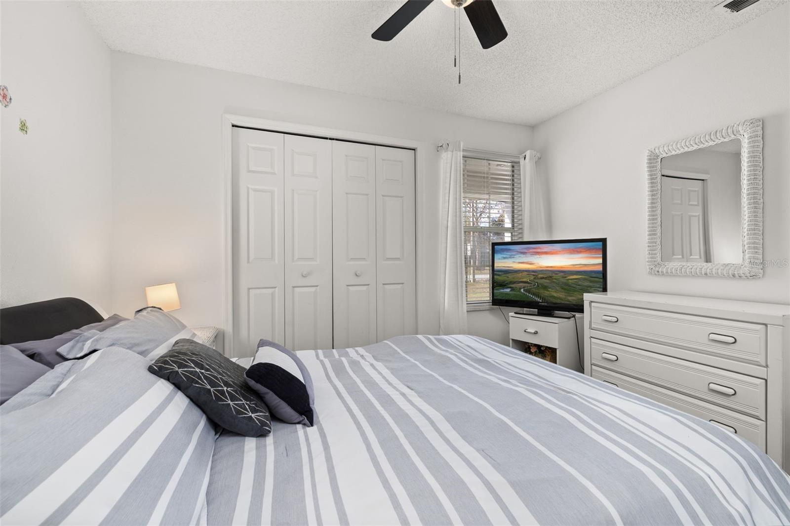 Image 24 of 42 For 170 Cedarpark Lane