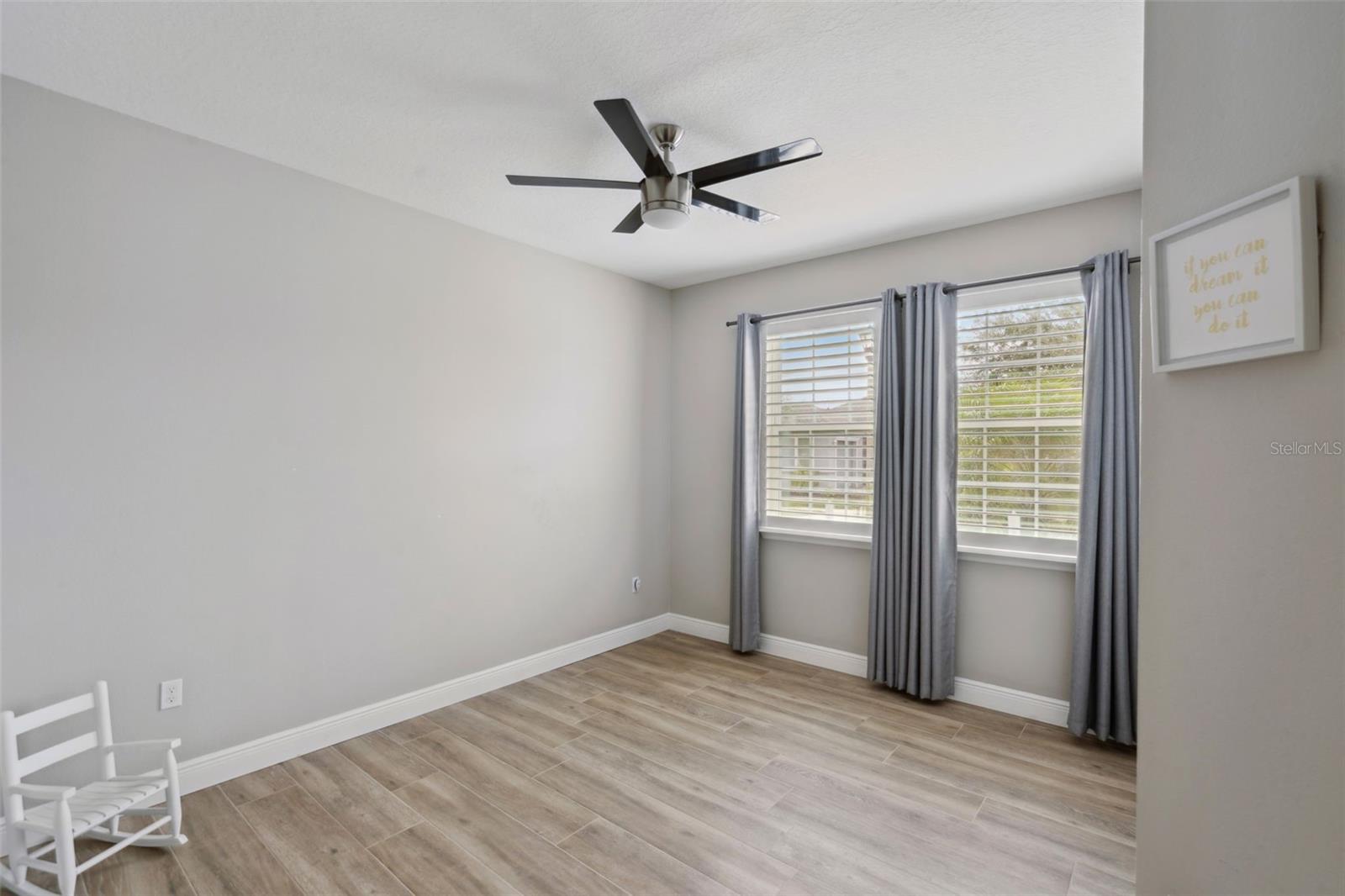 Image 11 of 20 For 533 Narrow View Lane