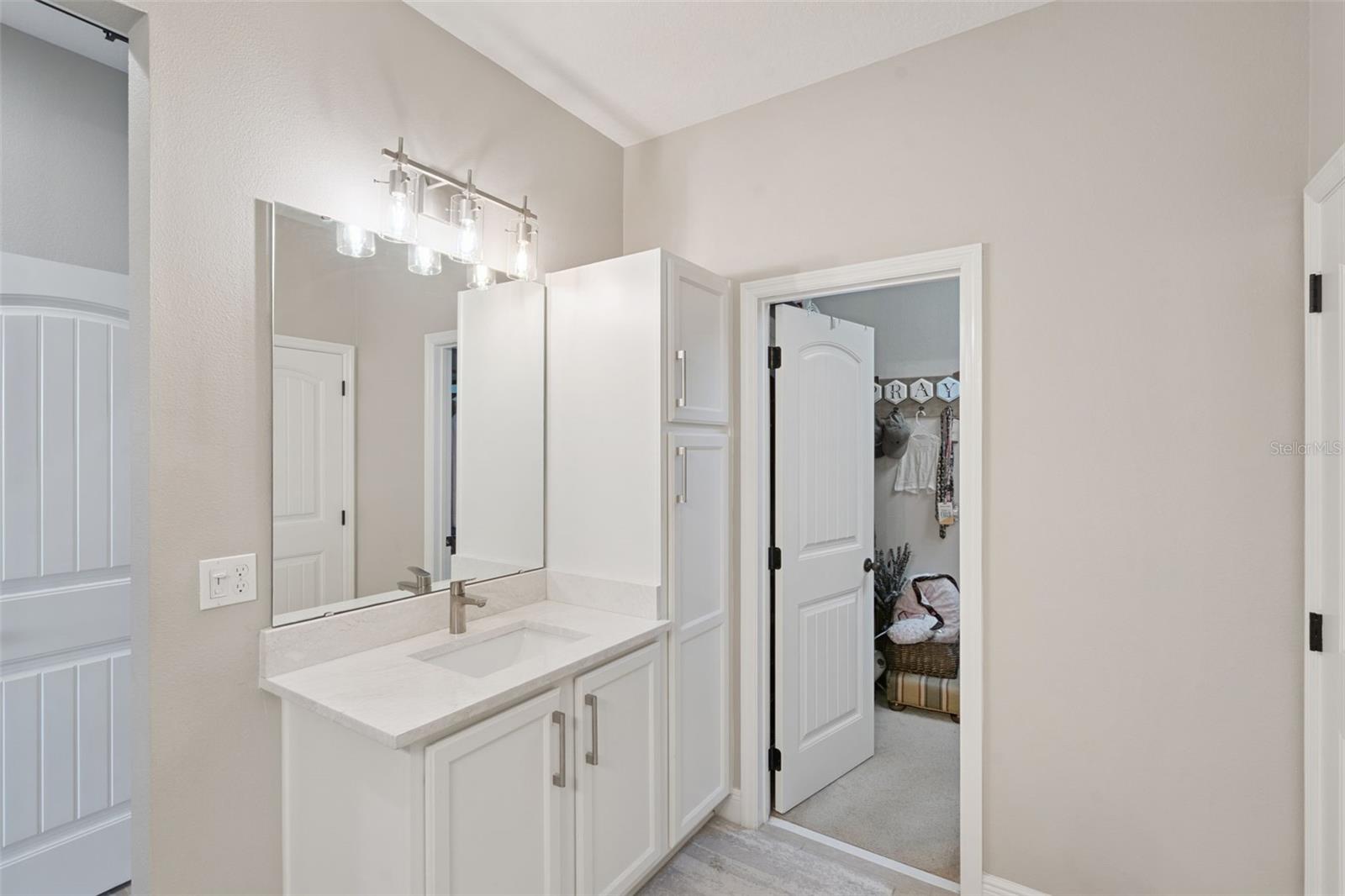 Image 15 of 20 For 533 Narrow View Lane