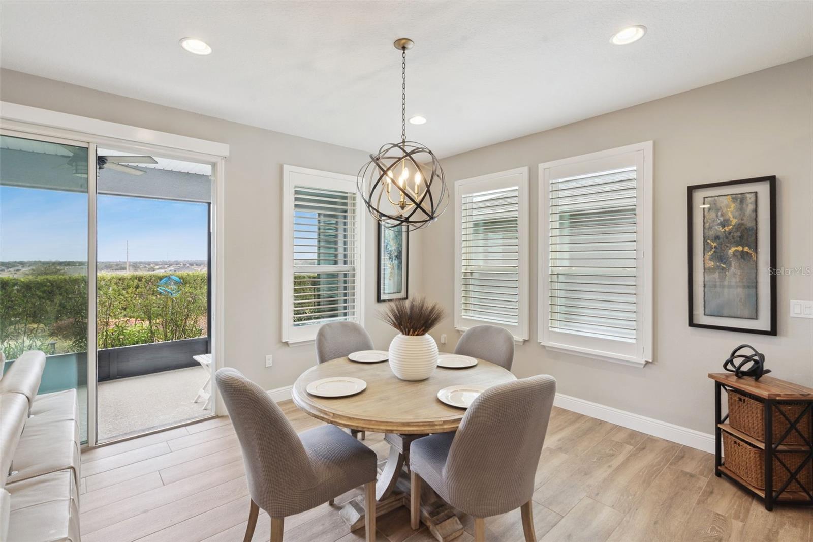 Image 5 of 20 For 533 Narrow View Lane