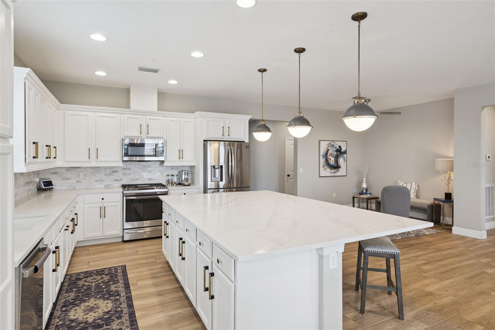 Image 8 of 20 For 533 Narrow View Lane